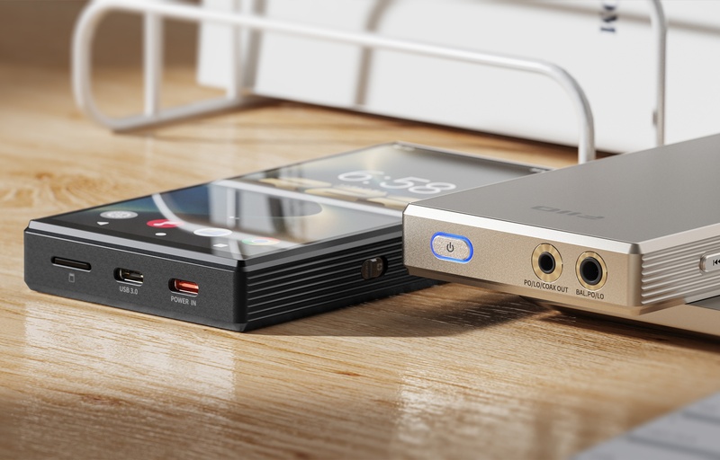 FiiO Portable Smart High Res Audio Player - M33 R2R (RG)