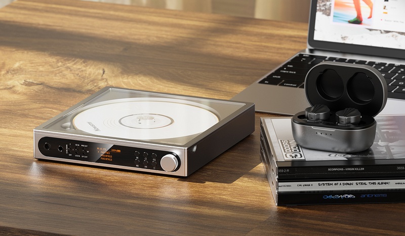 FiiO Portable Stereo CD Player - DM15 R2R (B)